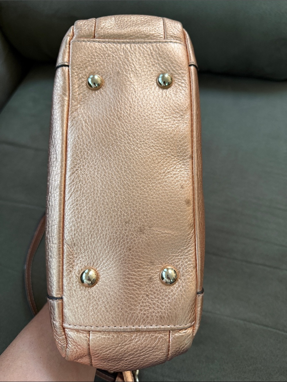 B Makowsky Metallic Rose Gold/Copper Leather Shoulder Bag - Picture 5 of 6